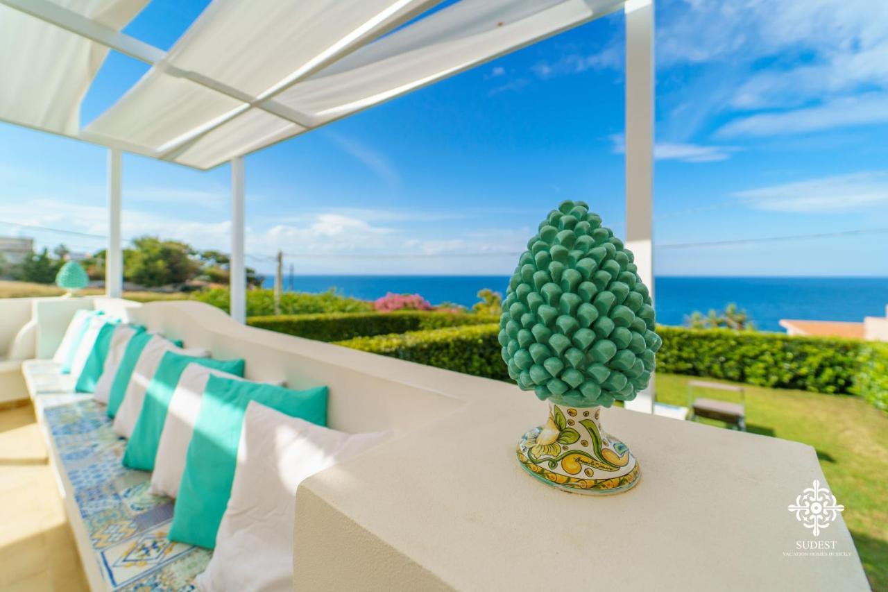 Villa Vittoria - Waterfront House Augusta Kültér fotó